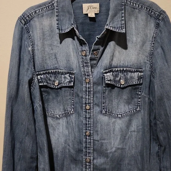 ❤️ J CREW CHAMBRAY WESTERN SHIRT / TOP WITH SNAP SHELL BUTTONS, 6 - Picture 4 of 11